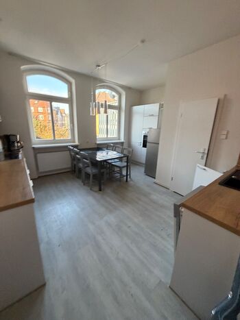 XXL Wohnung 6 Betten 3 Schlafzimmer + Wohnzimmer Bild 3