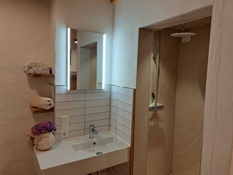 Ferienwohnung Badezimmer mit Wellnessdusche