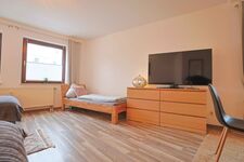 Wohnbereich / Schlafbereich mit 3 Betten