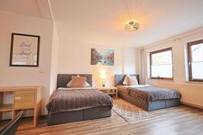 Wohnbereich / Schlafbereich mit 3 Betten