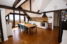 Großzügige Wohnung mit Blick im Freien Bild 1