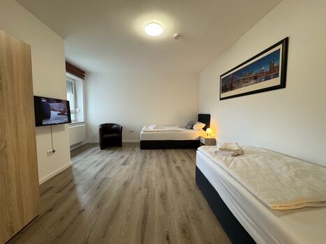 Pension Linderhof "Zimmer, Appartements, Wohnungen" Picture 2