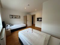 Pension Linderhof "Zimmer, Appartements, Wohnungen" Bild 13