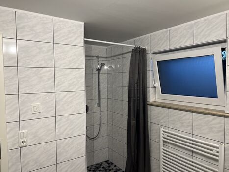 Günstige Monteurszimmer / Pension nahe Tesla Bild 2