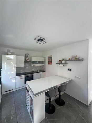 Küche und Essbereich