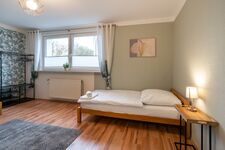 Stylische große 5-Zimmerwohnung WLAN*Free Parking* Bild 18