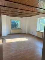 Haus mit 9 Betten, Garten und Stellplätzen Bild 9