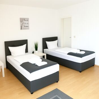 SUNNYHOME Monteurwohnungen nahe Regensburg (8 Pers)(ID 402 ) Zdjęcie 2