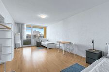 Monteursunterkunft in Olching mit Schwimmbad und Sauna! Bild 1