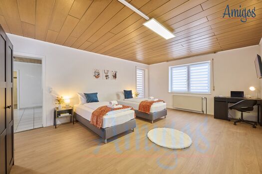 AMIGOS Apartments Plattling | Modern & Zentral Bild 5