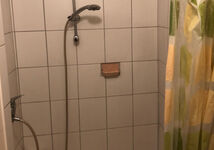 Dusche Wohnung 1