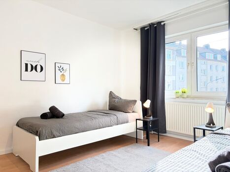 CosyHomes24 (GE09c) • Highspeed Wifi • Balkon• Stellplatz Bild 3