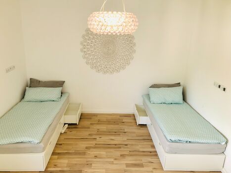 TOP-Monteurwohnung für 5 Personen / Küche / Bad / Parkplatz Obrázok 4