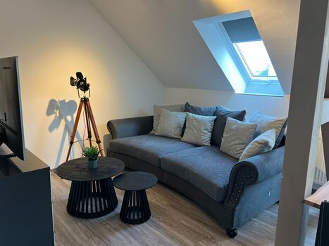 Möblierte 2-Raum - ideal für Übergangslösungen Bild 3