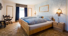 Goldiger Hirsch by Alpino STAY Bild 1
