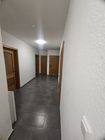 Moderne Wohnung Bild 8