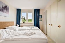 SUNNY MOUNTAIN VIEW | Ski Piste, 6 Personen, WLAN Bild 1
