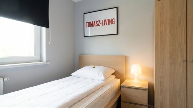 GK1 / TOMASZ-LIVING in GEILENKIRCHEN - Großes Zimmer + WLAN Bild 2