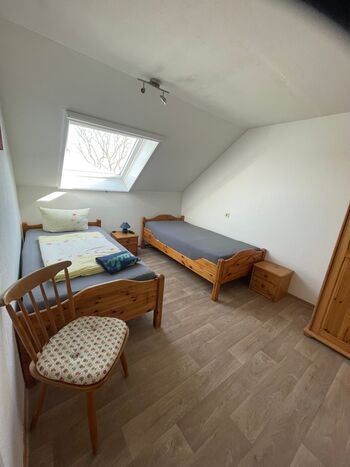 Mounteurzimmer/Wohnungen/ Einzelbetten/Frisch renoviert