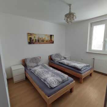 1. Schlafzimmer 