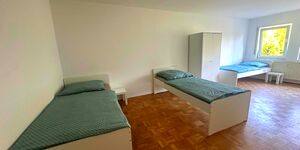 Schlafzimmer mit Balkon Zugang