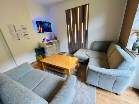 Apartment for Workers, 5GWIFI SKY-TV Washing-Machine,Parking