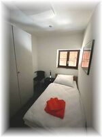 WG 2 Einzelzimmer 2x, Zweibettzimmer 1x