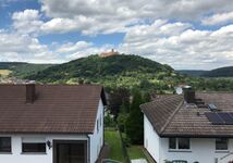 Ferienhaus mit Burgblick Bild 1