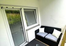 1 Zimmer Wohnung/Apartment mit Balkon, nähe Autobahn Bild 1