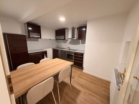 Haus mit 6 Einzelzimmern in Lörrach - Grenze BASEL