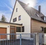 Einfamilienhaus mit 2 Wohnungen insges.12 Betten Bild 1