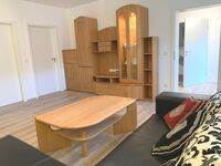 Terrasse + großer Parkplatz | Direkt buchbar | Komfortabel ausgestattet Bild 6