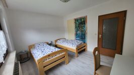 Große Wohnung mit 4 Schlafzimmern am Wildpark Bild 7