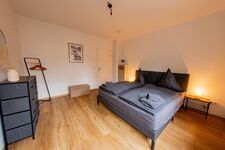 SeeNah Apartments, Komfort- Einkaufsmöglichkeiten-Parkplatz Bild 2