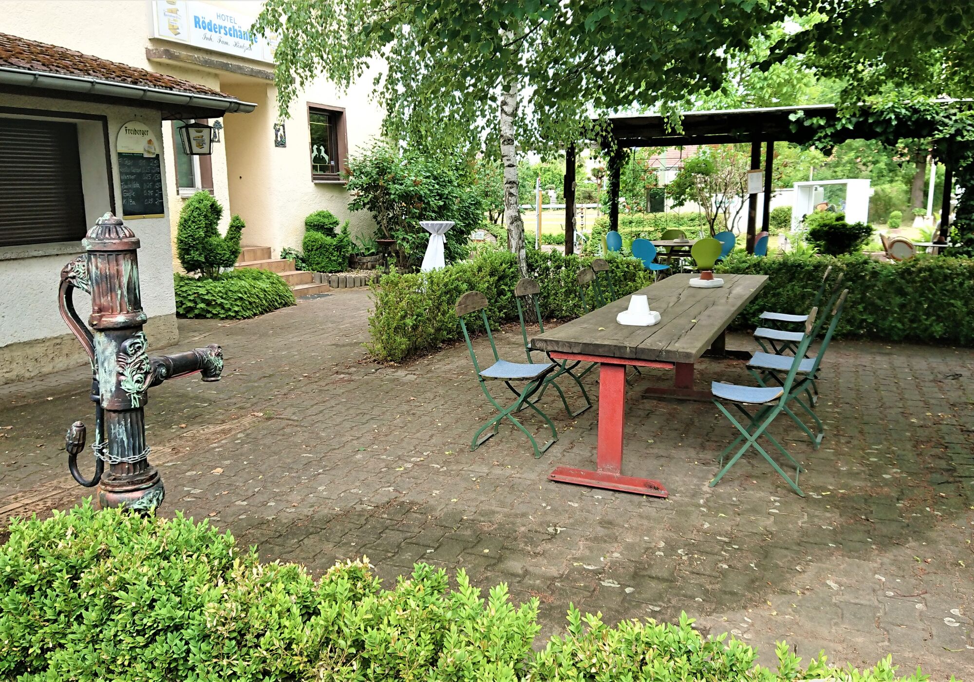 Biergarten mit Grillmöglichkeit