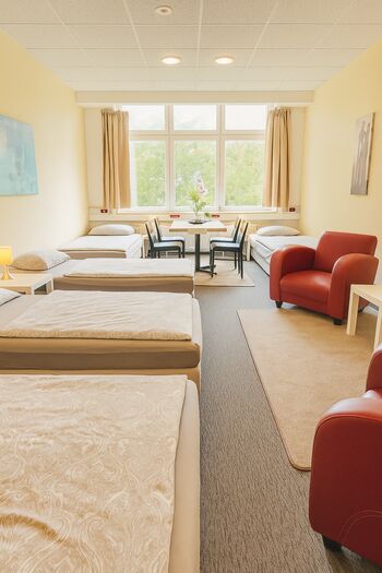 40 Einzel + Doppelzimmer | Raucher/Nichtraucher | Küche | Parkplatz inkl Bild 5