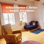 Blick vom Schlafzimmer mit den Fenstern