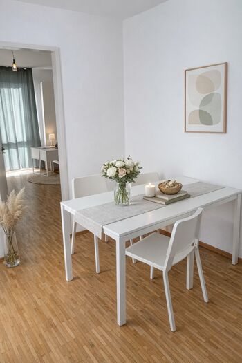 Gesamte Wohnung – ideal für 6 Monteure Bild 5