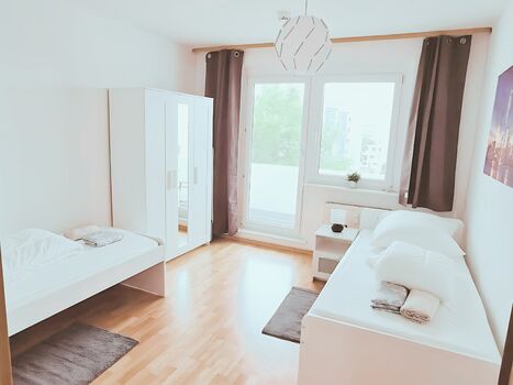 flex living - Monteurwohnungen Wuppertal (DEU|EN|PL|HU|RU)