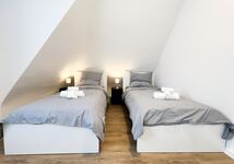 Apartment für 8 Pers. mit 4 Schlafzimmern in Düsseldorf Bild 14