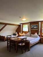 Hotel Waldhaus Lahnstein - Zimmer 4 - Vierbett-Zimmer Bild 1