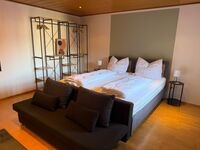 LeMa Wohnen – 3BR Apartment | 5 Beds + Sofa | Central Höchstadt Bild 11