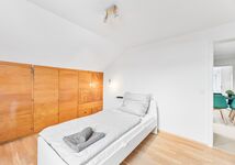 EB01 Schlafzimmer 3