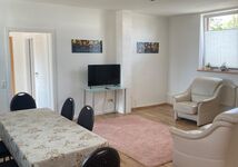 GoldStar Apartment mit eigenem Bad und Terasse Bild 8