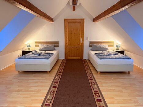 Monteur Zimmer /ferien wohnungen mit eigenem Bad und Küche