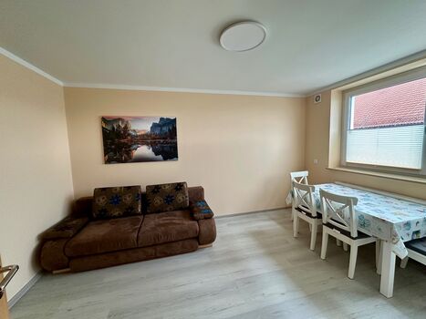 Wohnung Schwarz Bild 2