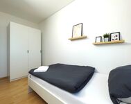 Spacious 6 Bed Apartment with Balcony Ideal for Work Crews Bild 12