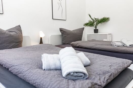 CosyHomes24 (UN01) • Balkon • TOP-Anbindung • Zentral Bild 2