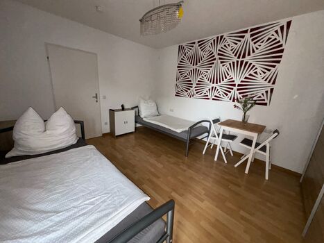 *GMA Monteurzimmer* 4-Zimmer-Wohnung (120) Picture 2
