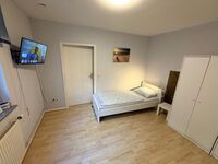 Kassel | 4x Einzelzimmer | 4x Smart TV | Küche | Internet Bild 2